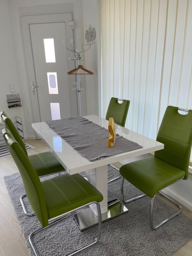 Near Holstentor Modern Apartment Near The Center With Wifi Lübeck Exterior foto